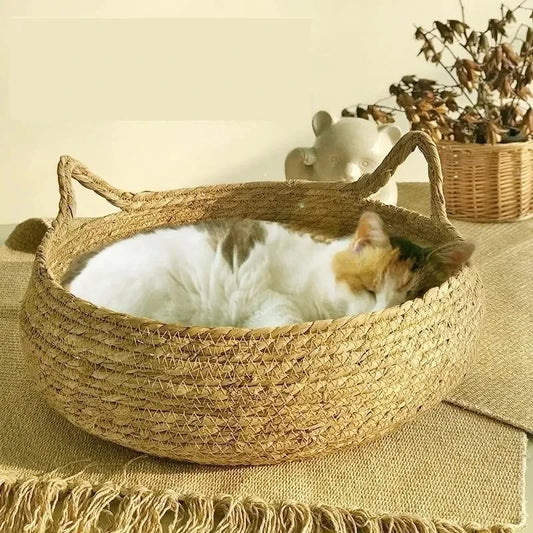 T&G - Hand-Woven Rattan Cat Nest