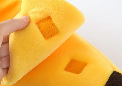 T&G Banana Boat Cat Bed