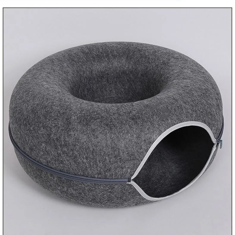T&G - Cat Donut Tunnel