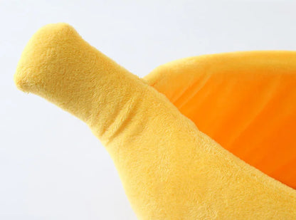 T&G Banana Boat Cat Bed