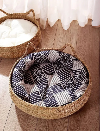 T&G - Hand-Woven Rattan Cat Nest