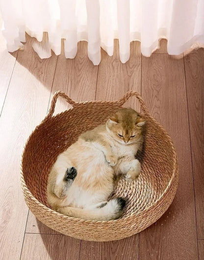 T&G - Hand-Woven Rattan Cat Nest